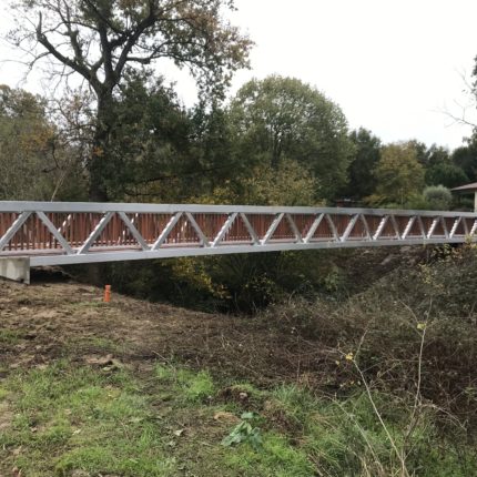 Mise en place de la passerelle